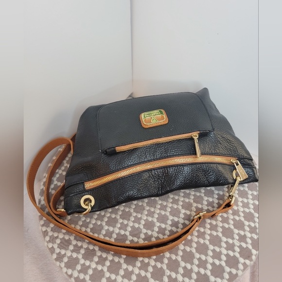 ♥️ EUC Valentina Pebble Crossbody bag - Picture 5 of 10